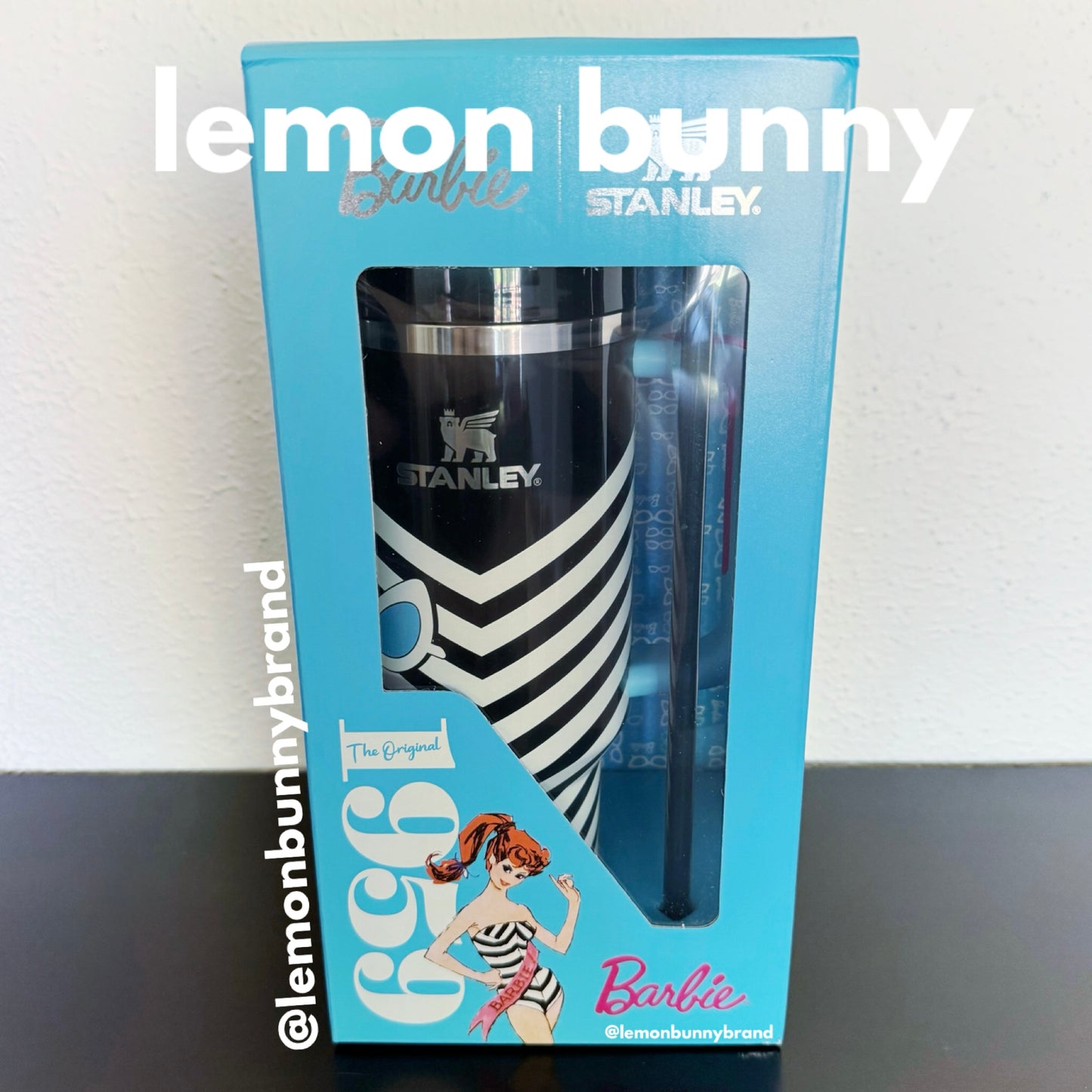*lemon bunny Curated Bundle: Stanley Quencher & lululemon Hotty Hot Short in 1959 Blue Chill, Size 0