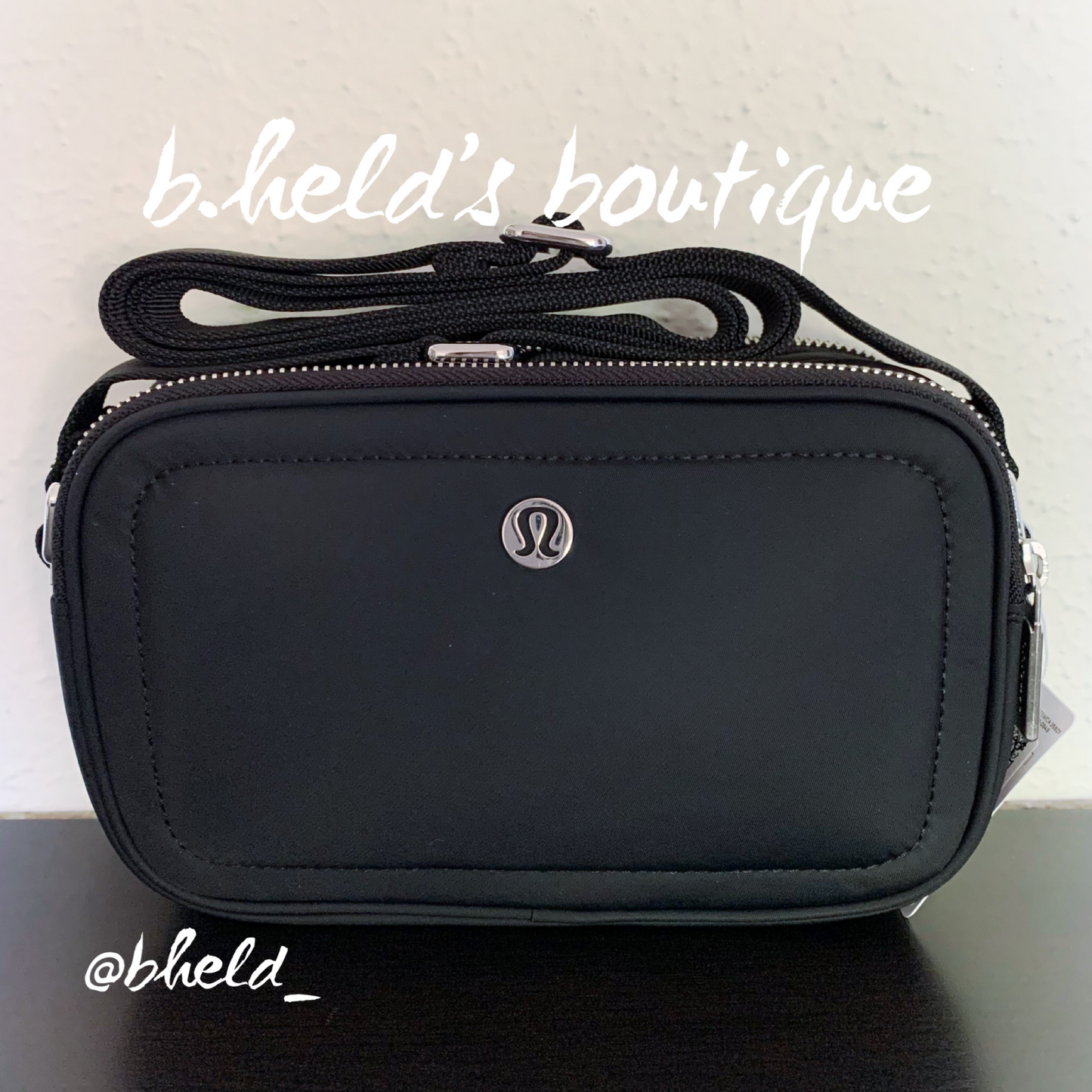 lululemon Crossbody Camera Bag in Black, One Size