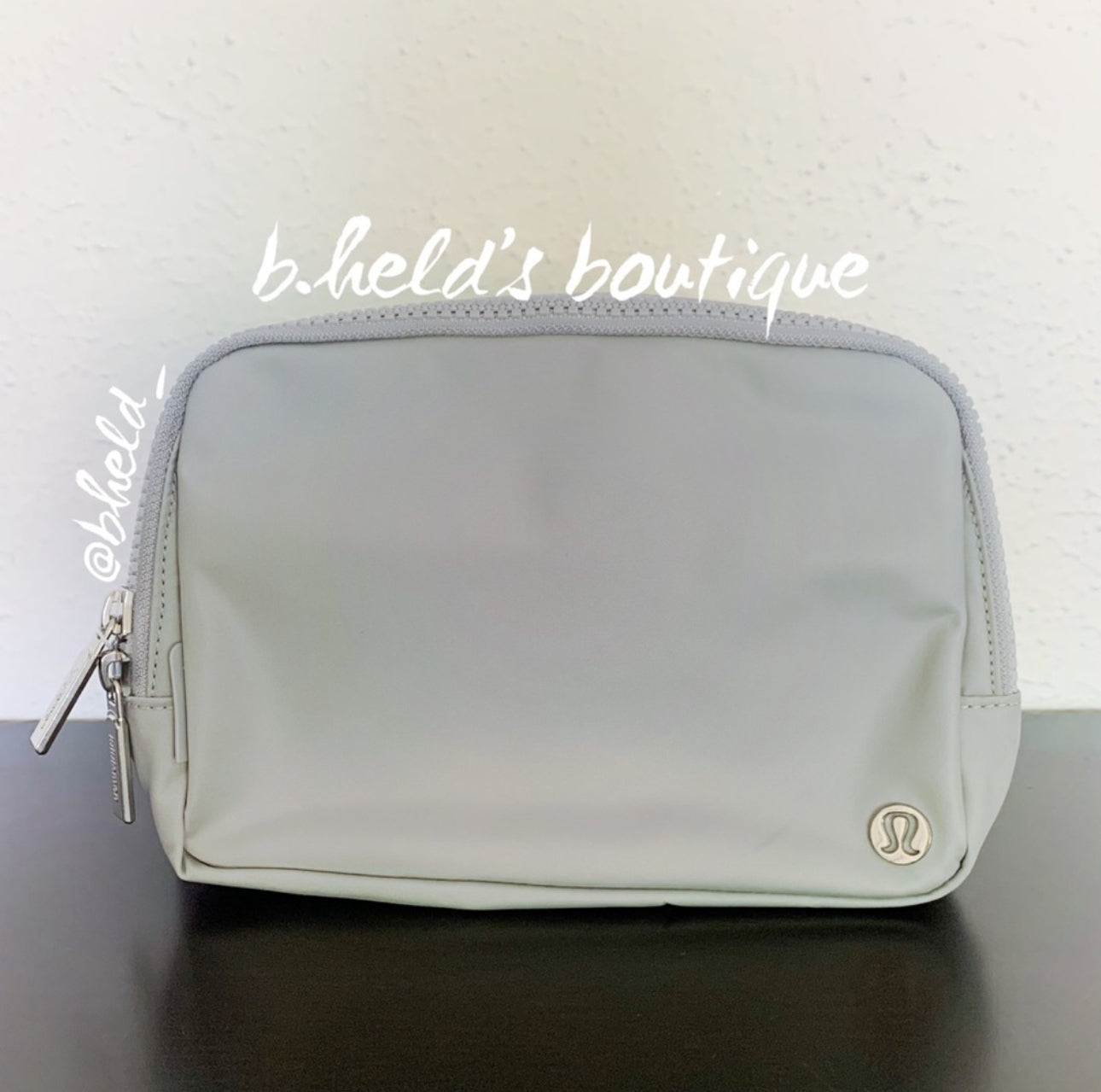 lululemon Everywhere Belt Bag *Large Version (2 L) in Silver Drop, One Size