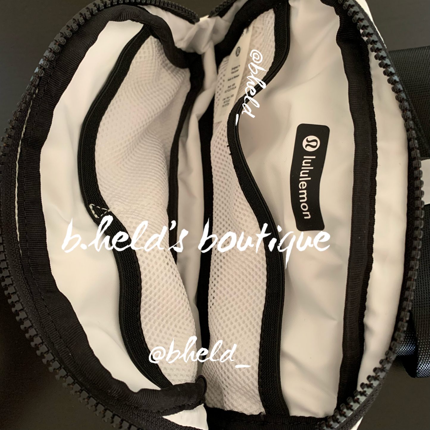lululemon Everywhere Belt Bag *Manifesto Print (1 L) in White/Black, One Size