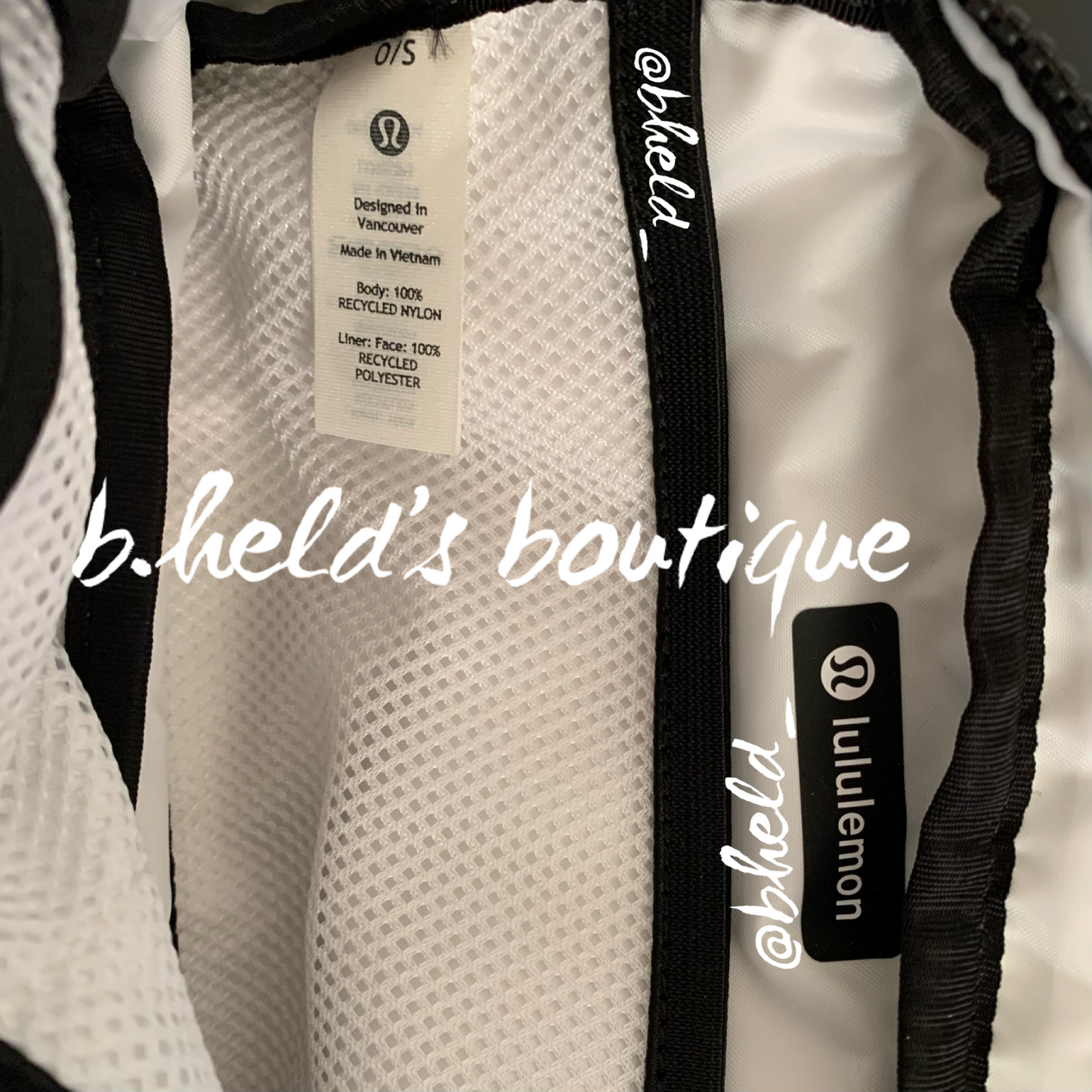 lululemon Everywhere Belt Bag *Manifesto Print (1 L) in White/Black, One Size