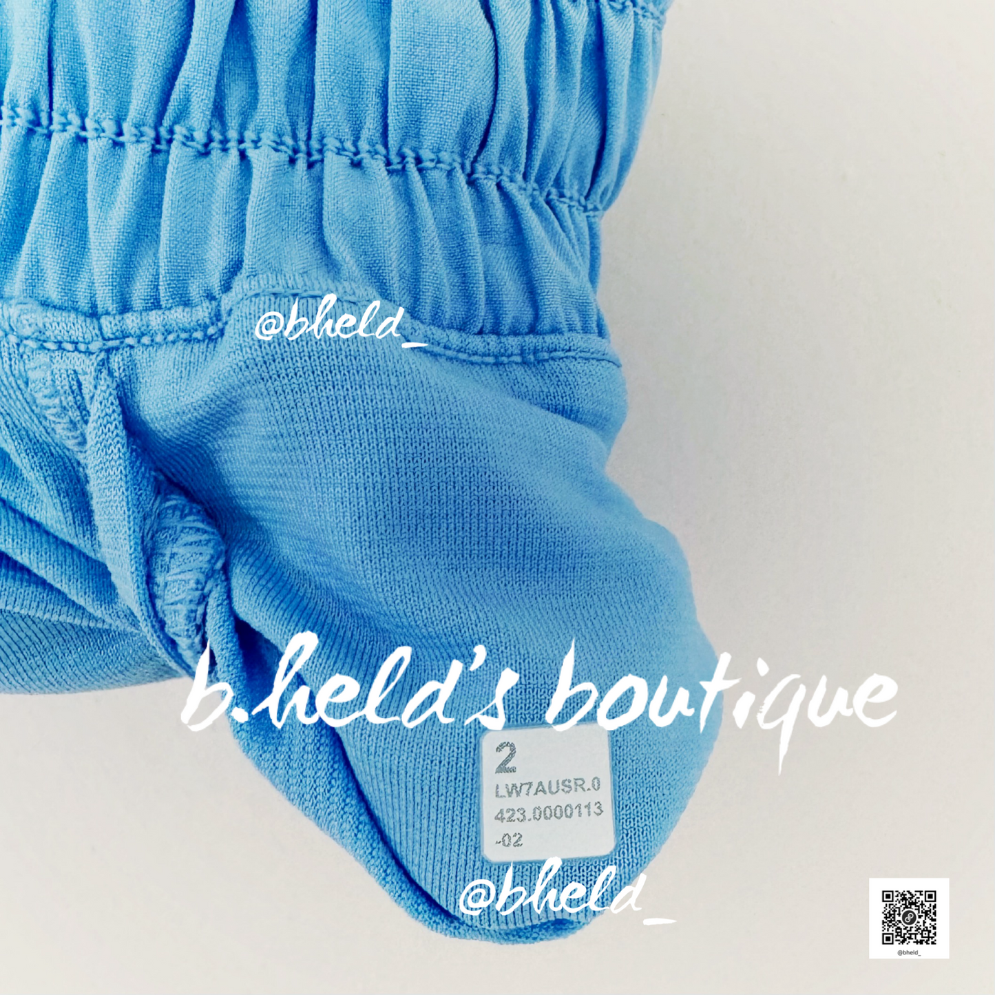 lululemon Hotty Hot Low-Rise Lined Short 2.5" in Aero Blue, Size 2