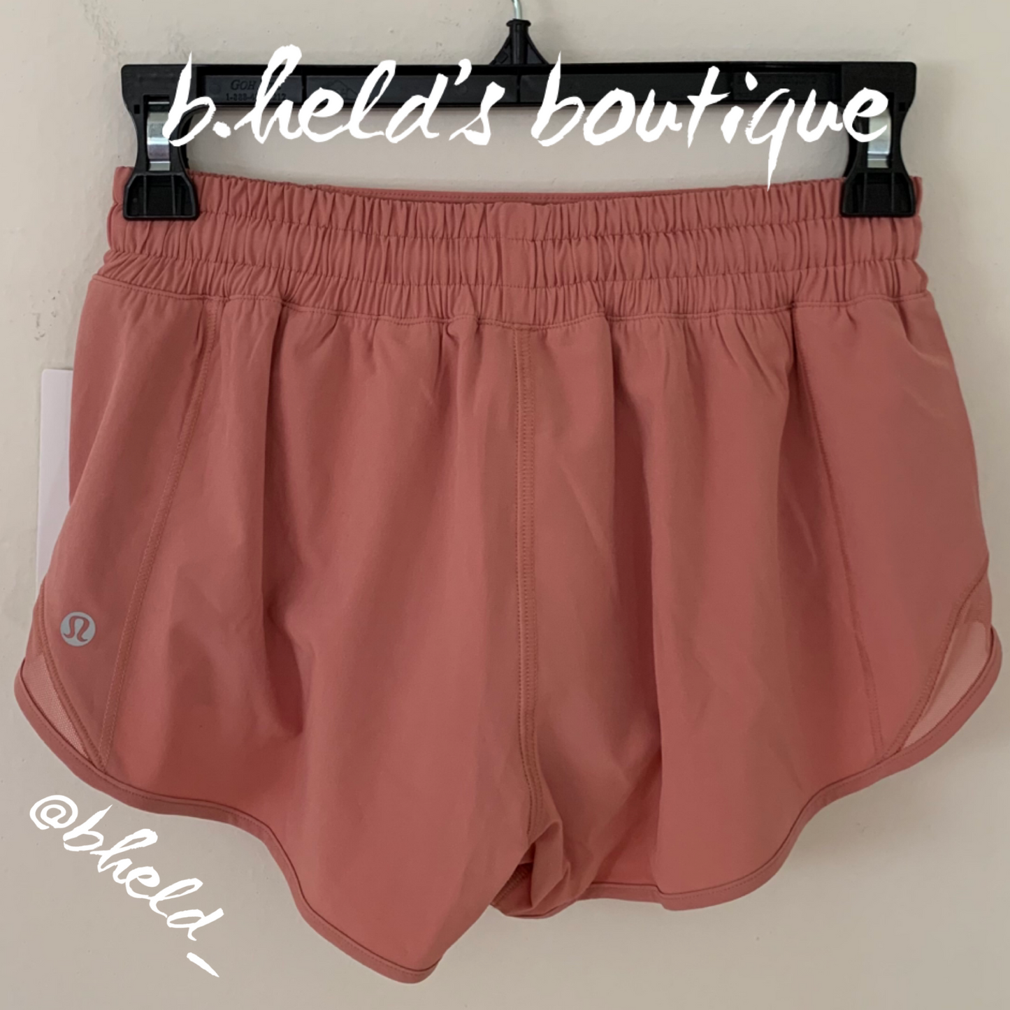 lululemon Hotty Hot Low-Rise Lined Short 2.5" in Pink Savannah, Size 4
