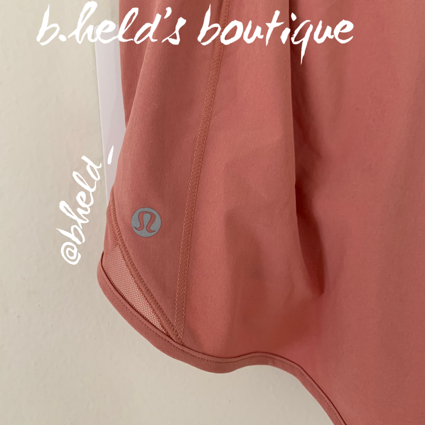 lululemon Hotty Hot Low-Rise Lined Short 2.5" in Pink Savannah, Size 4