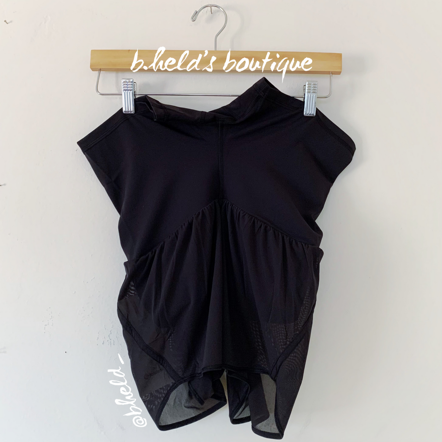 lululemon Nulu and Mesh High-Rise Yoga Short 3.5" in Black, Size 4