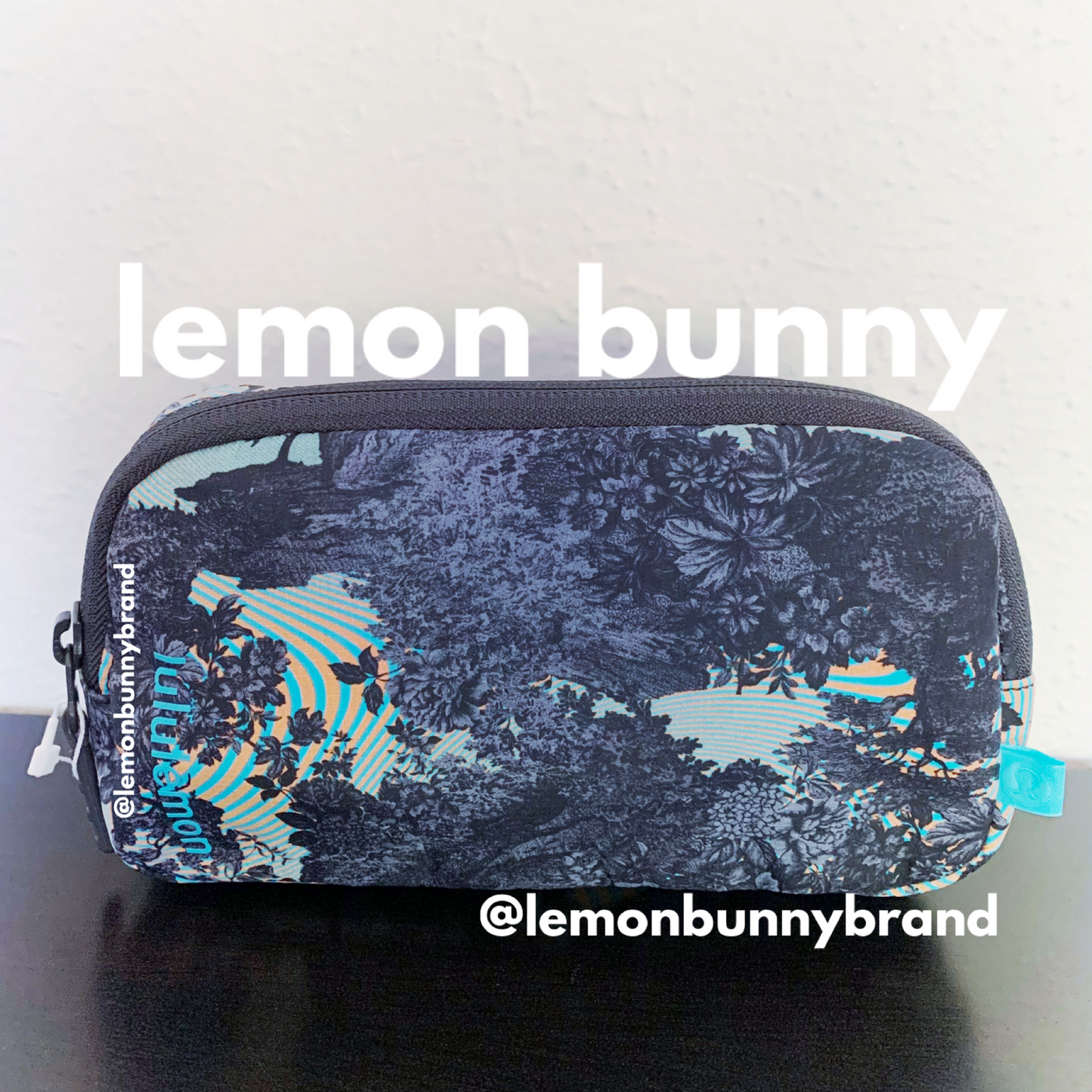 lululemon Mini Belt Bag in Psychedelic Toile Peri Purple Multi, One Size