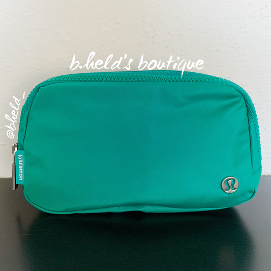 lululemon Everywhere Belt Bag (1 L) in Emerald Ice, One Size