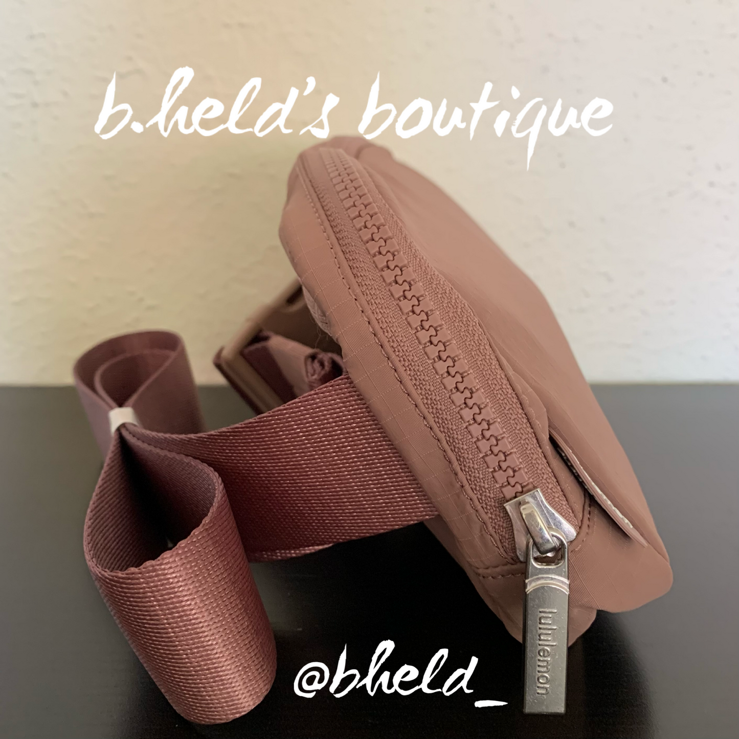 lululemon Everywhere Belt Bag (1 L) in Twilight Rose, One Size
