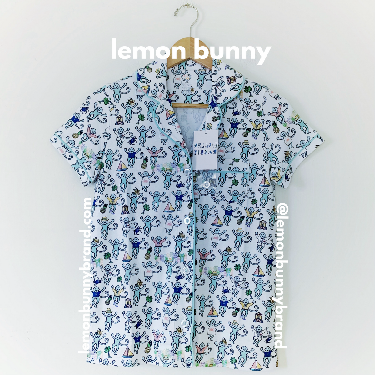 Roller Rabbit Charleston Monkey Polo Pajamas in White, Size XS (Version 1)
