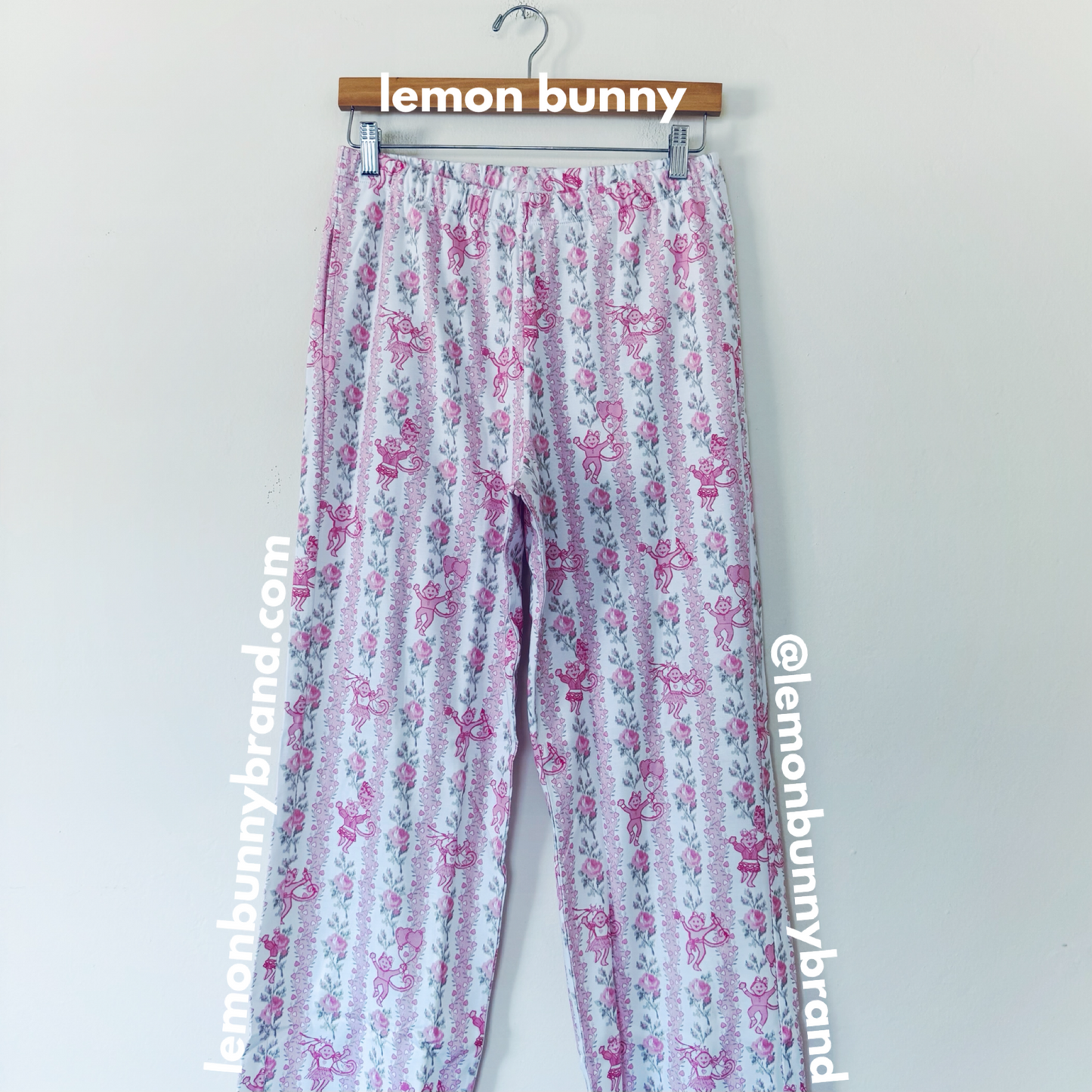 Roller Rabbit x LoveShackFancy Heirloom Monkey Long Sleeve Polo Pajamas in Pale Pink, Size S