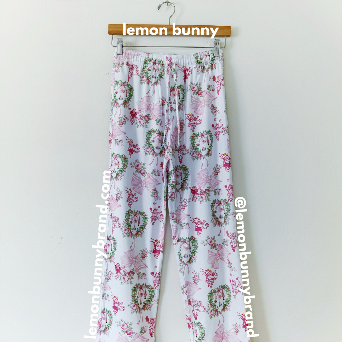 Roller Rabbit x LoveShackFancy Men’s Merry Monkey Beaux Spencer Pajamas in Holiday Pink, Size XS
