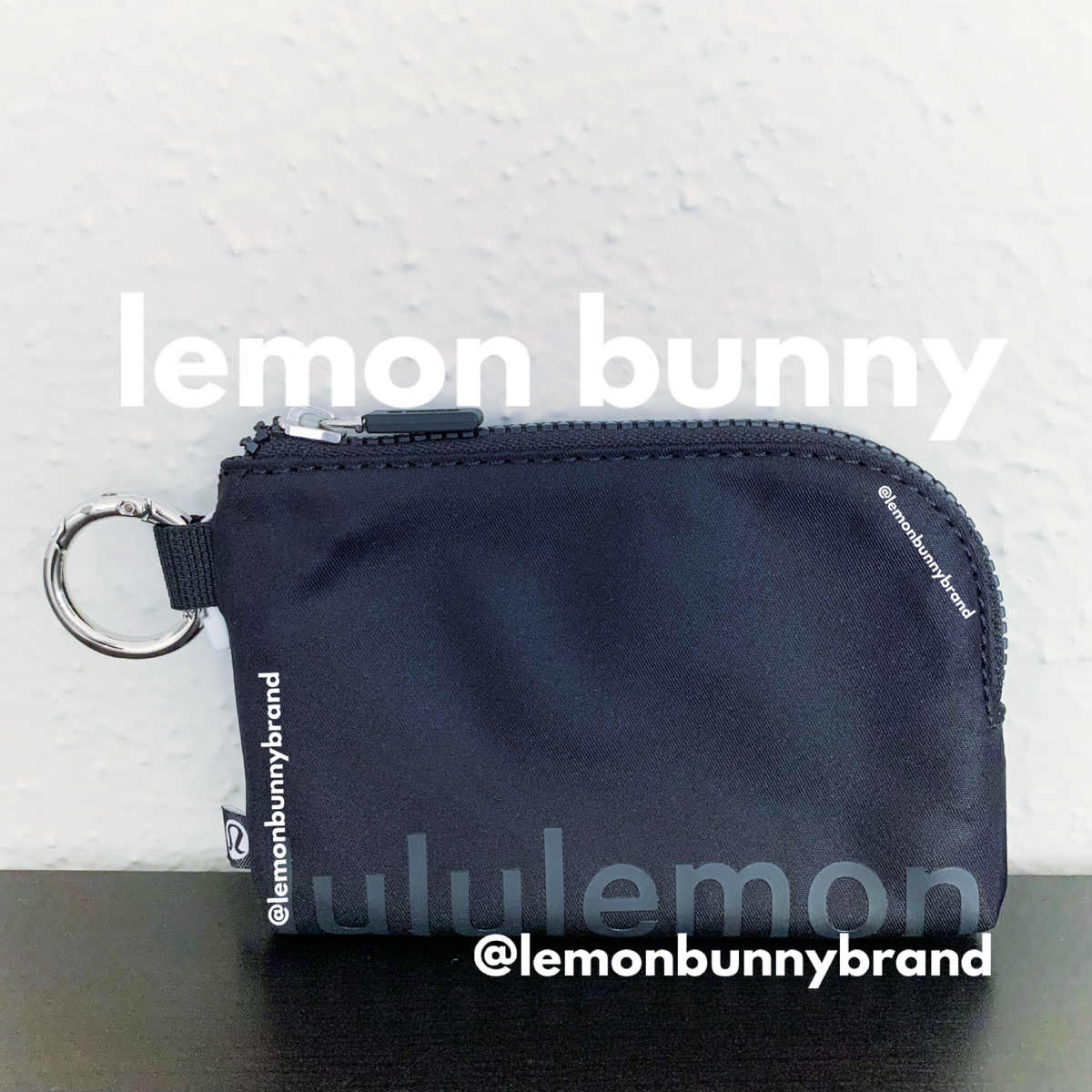 lululemon Clippable Card Pouch Wallet in Black, One Size
