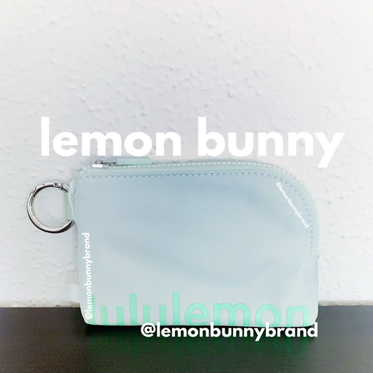 lululemon Clippable Card Pouch Wallet in Kohlrabi Green/Pistachio, One Size