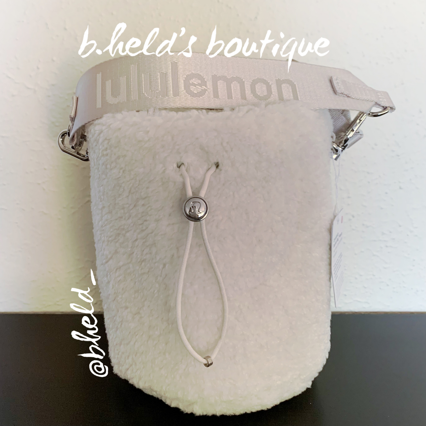 lululemon Crossbody Bucket Bag *Fleece (2.5 L) in White Opal, One Size