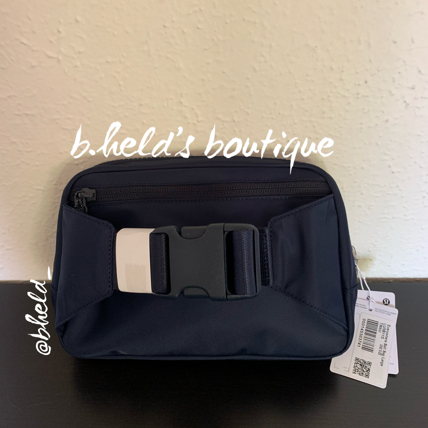 lululemon Everywhere Belt Bag *Large Version (2 L) in True Navy, One Size