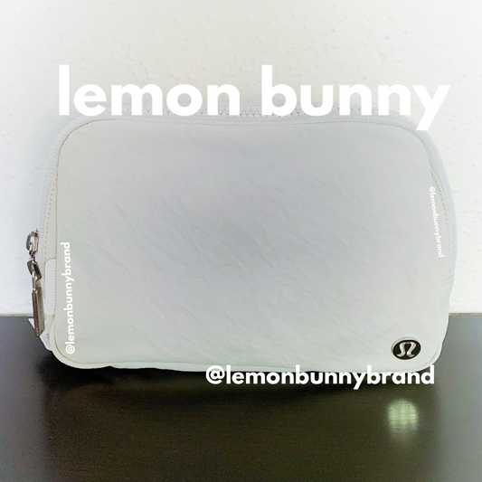 lululemon Everywhere Belt Bag *Large Version (2 L) in White Opal, One Size