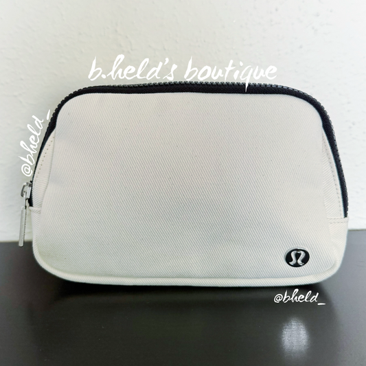 lululemon Everywhere Belt Bag *Canvas (1 L) in Natural/Black, One Size
