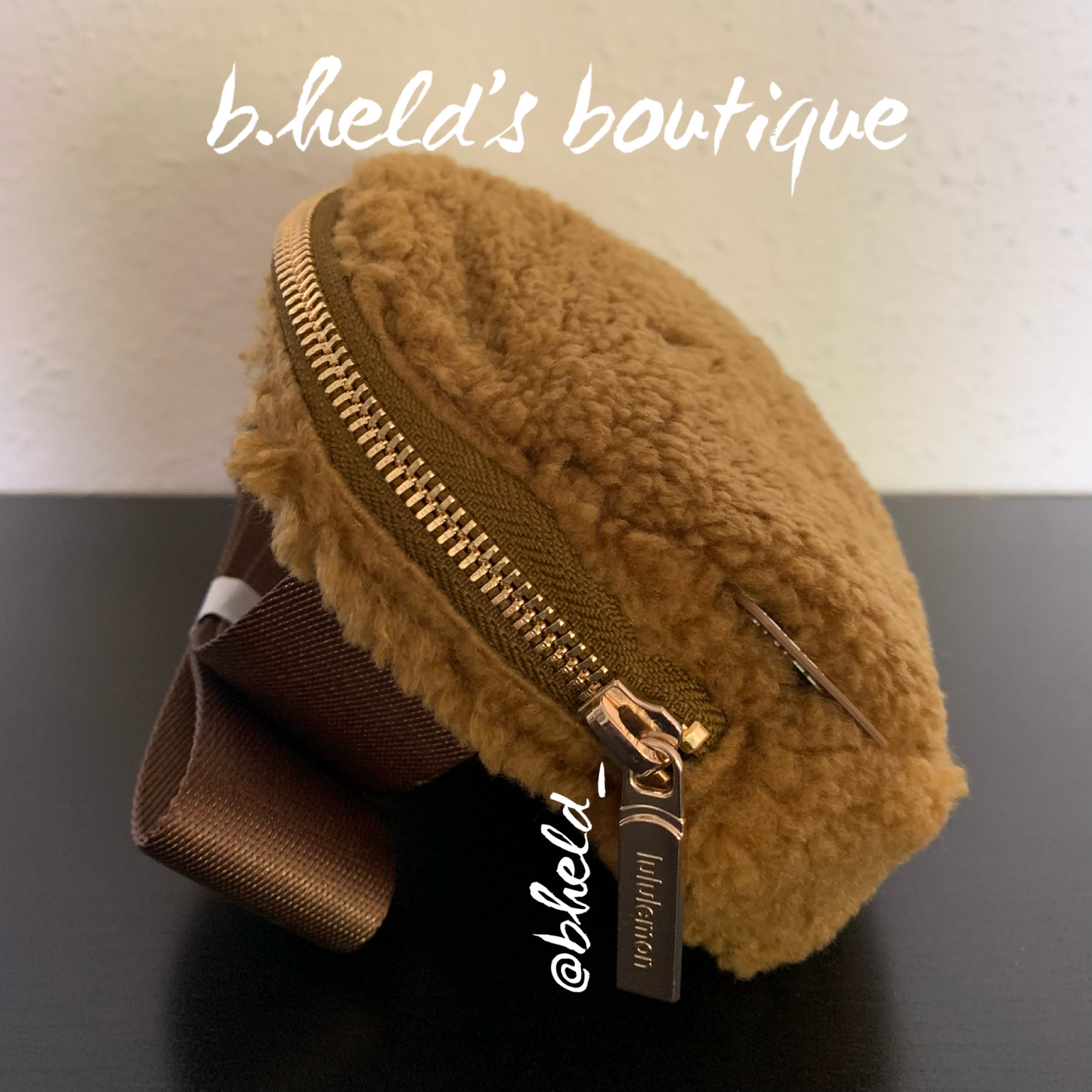 lululemon Everywhere Belt Bag *Fleece (1 L) in Burnt Caramel, One Size
