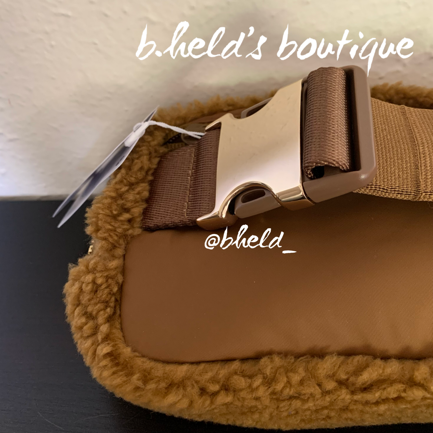 lululemon Everywhere Belt Bag *Fleece (1 L) in Burnt Caramel, One Size