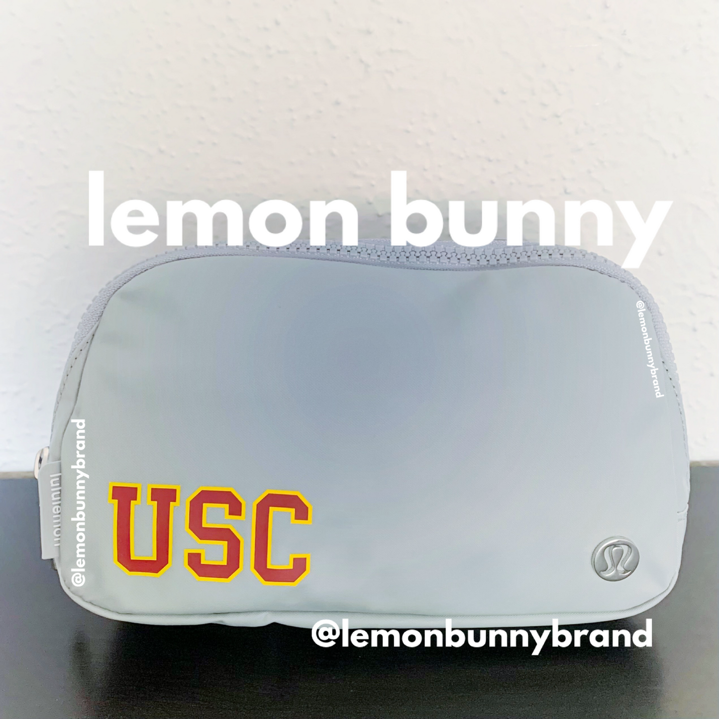 lululemon Everywhere Belt Bag (1 L) in Silver Drop with USC Trojans Logo, One Size