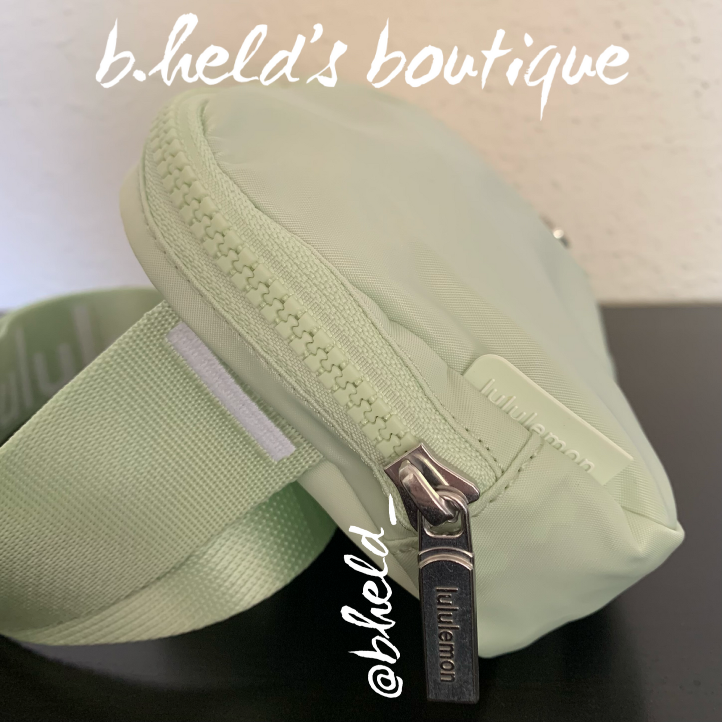 lululemon Everywhere Belt Bag *Wordmark (1 L) in Kohlrabi Green/White, One Size