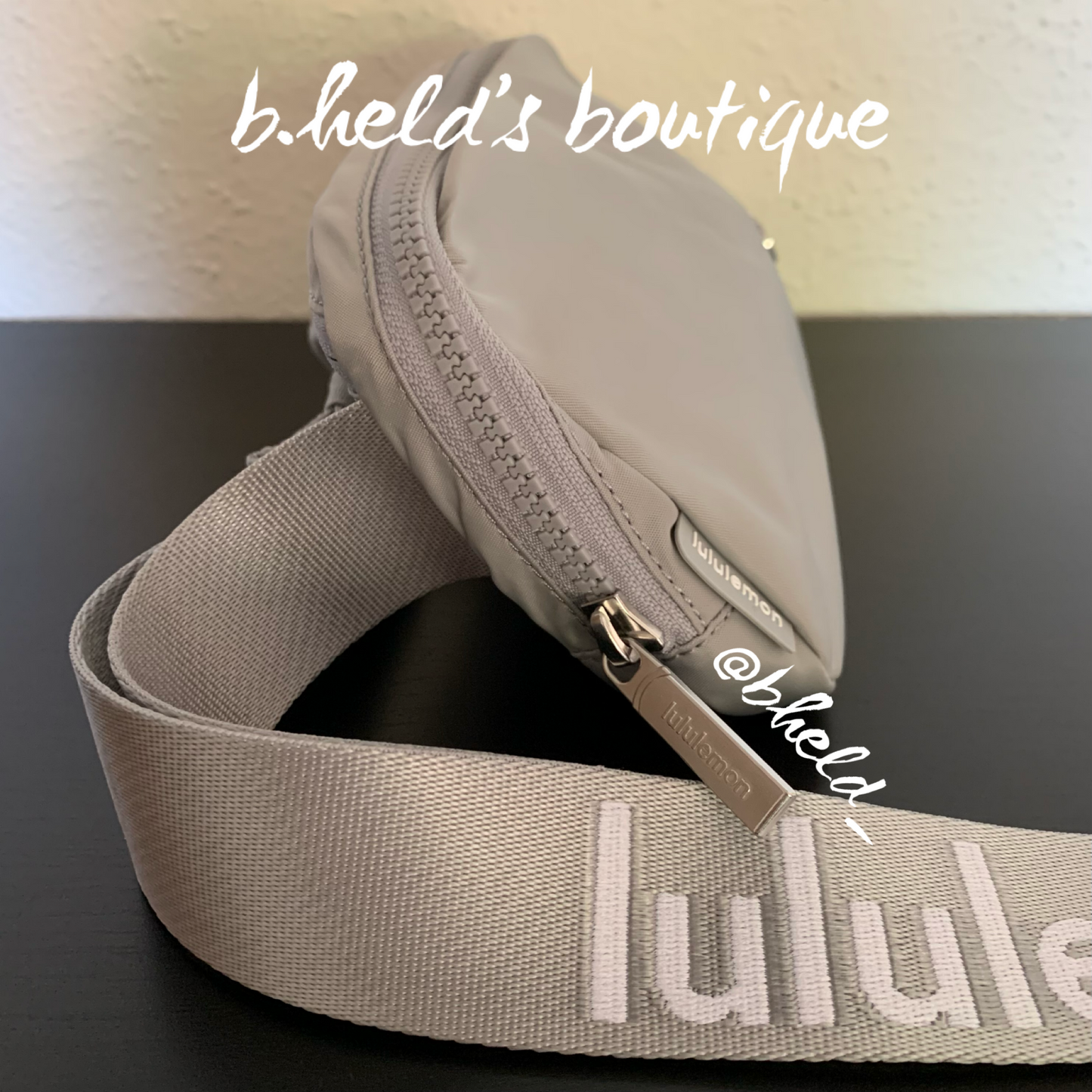 lululemon Everywhere Belt Bag *Wordmark (1 L) in Silver Drop/White, One Size