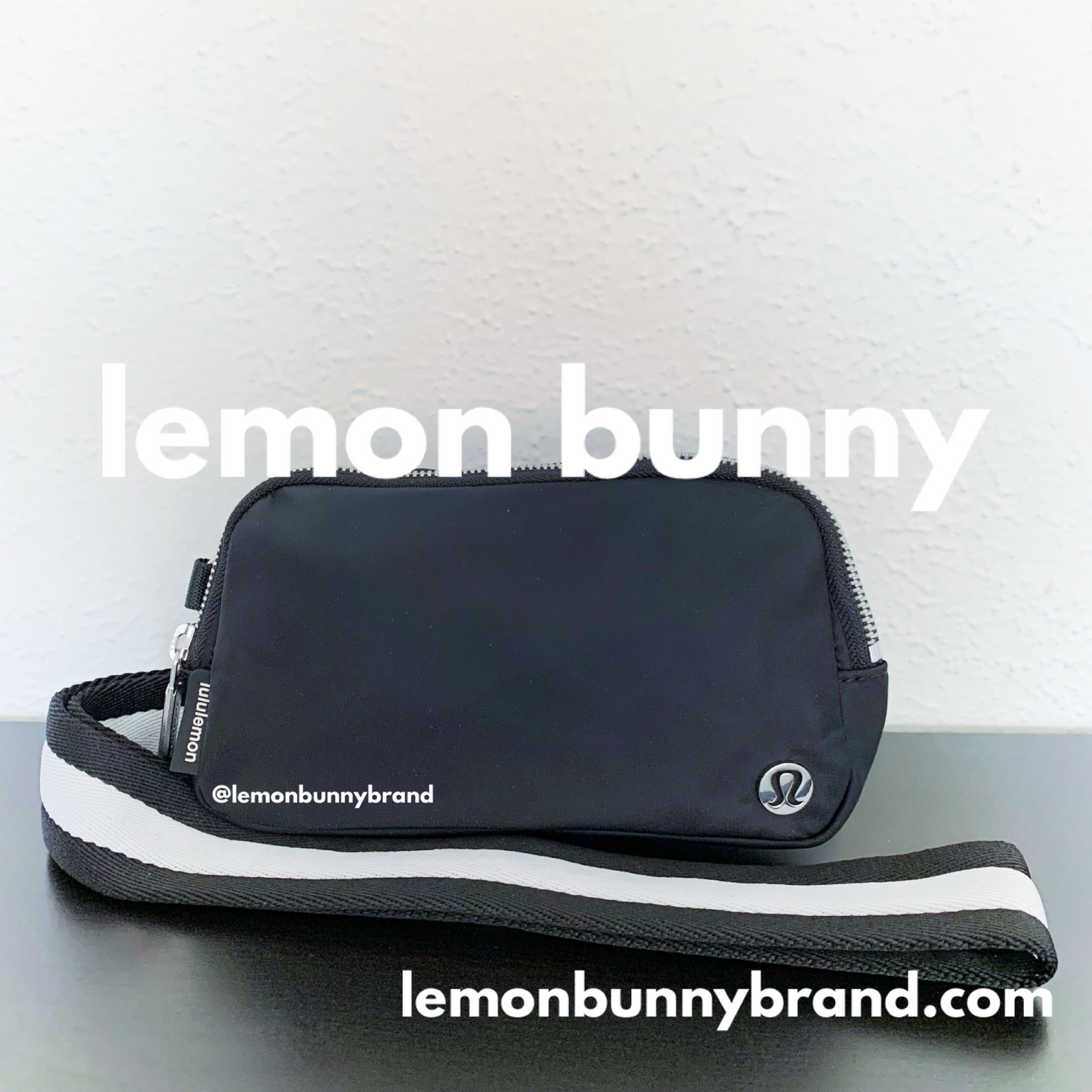 lululemon Everywhere Crossbody Bag in Black/White, One Size