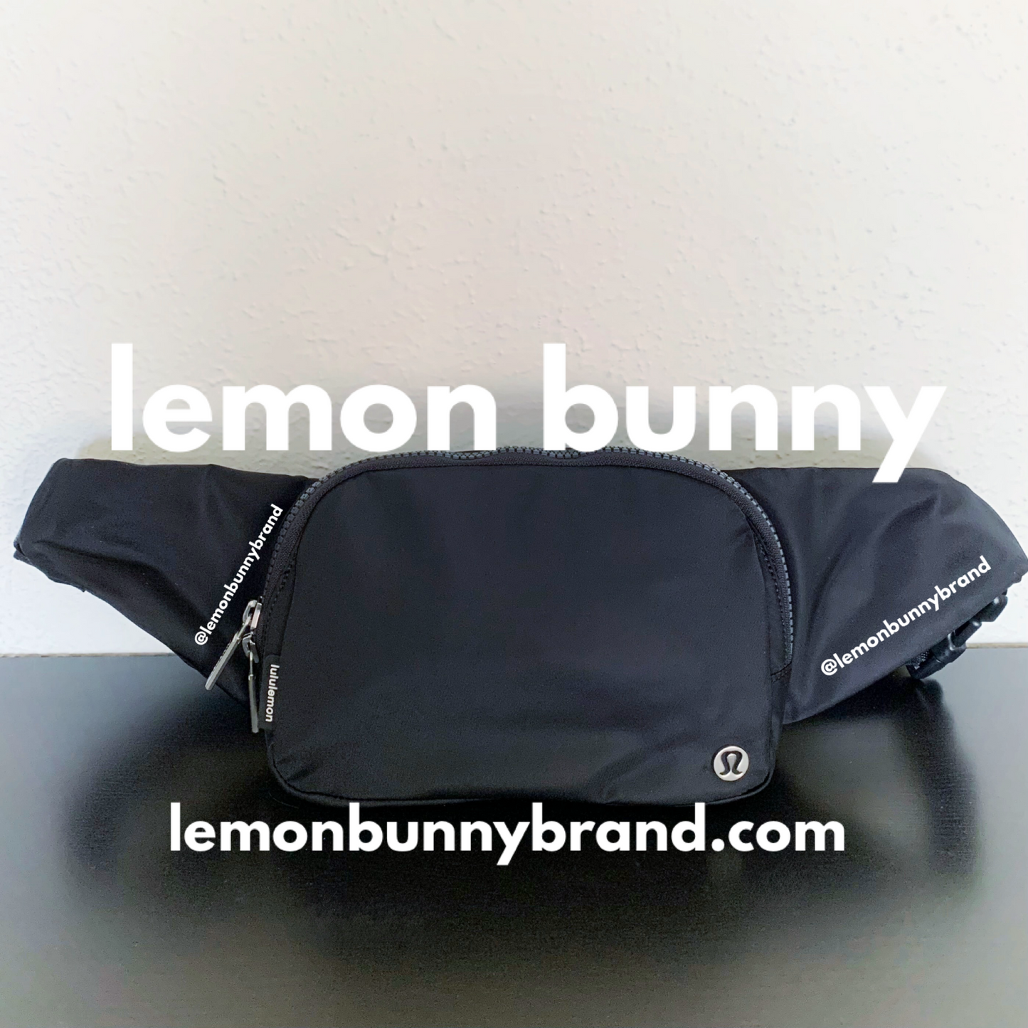 lululemon Everywhere Sling Bag (2.5 L) in Black, One Size