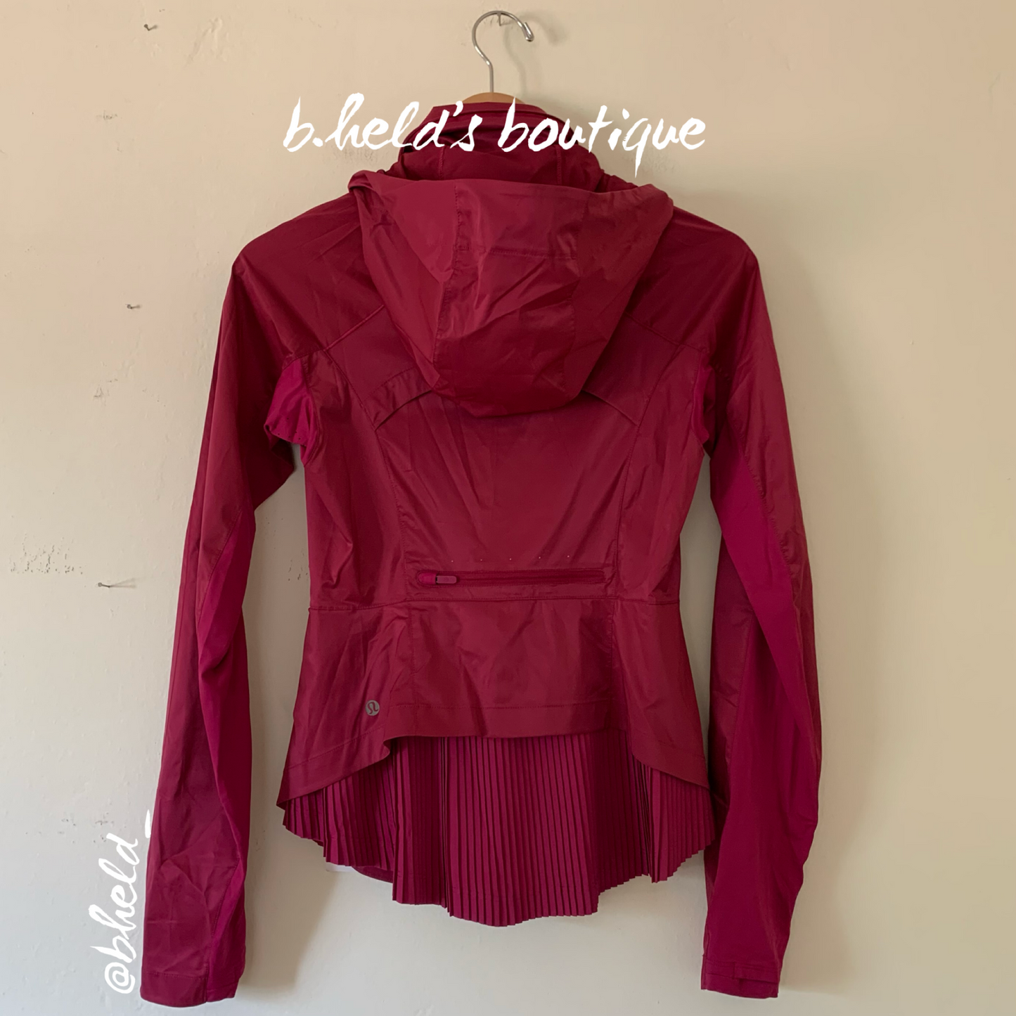 lululemon Goal Smasher Jacket in Magenta Purple, Size 4
