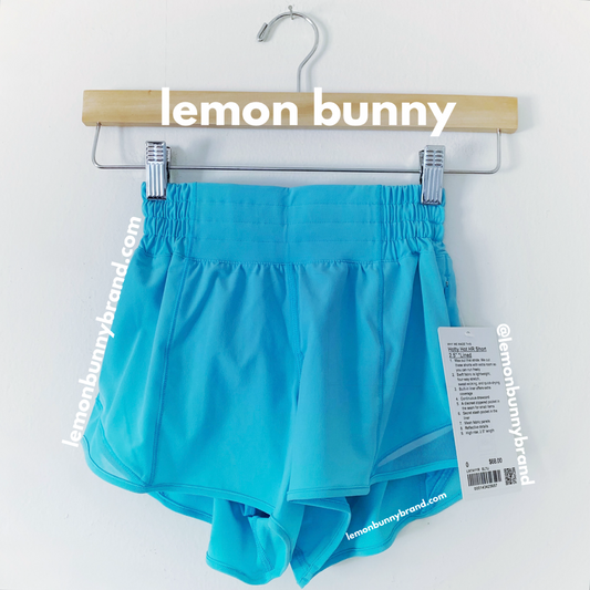 lululemon Hotty Hot High-Rise Lined Short 2.5" in Electric Turquoise, Size 0