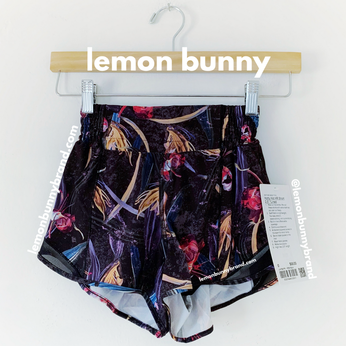 lululemon Hotty Hot High-Rise Lined Short 2.5" in Veiled Floral Black Multi/Black, Size 0