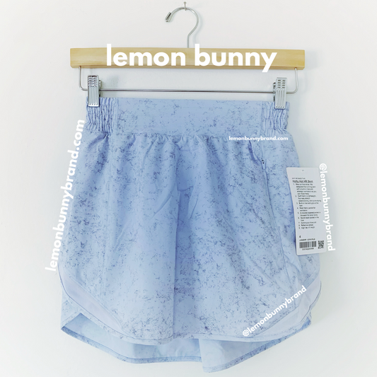 lululemon Hotty Hot High-Rise Skirt in Gravel Dust Pastel Blue Multi/Pastel Blue, Size 4