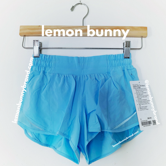 lululemon Hotty Hot Low-Rise Lined Short 2.5" in Blue Chill, Size 2
