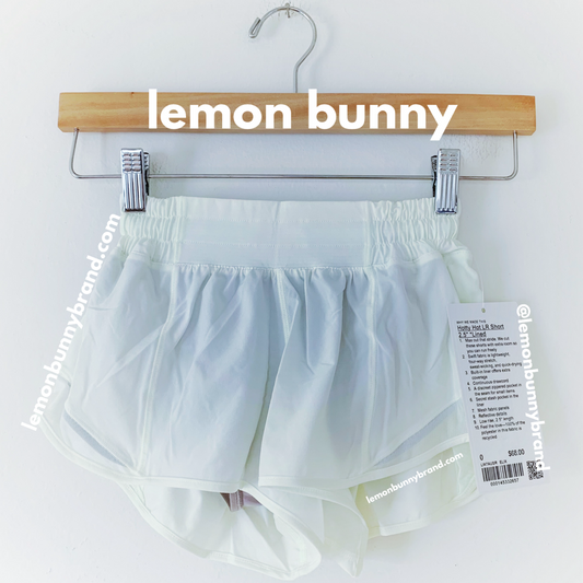 lululemon Hotty Hot Low-Rise Lined Short 2.5" in Elixir, Size 0