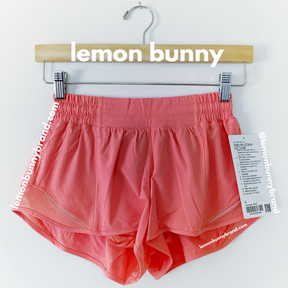 lululemon Hotty Hot Low-Rise Lined Short 2.5" in Raspberry Cream, Size 4