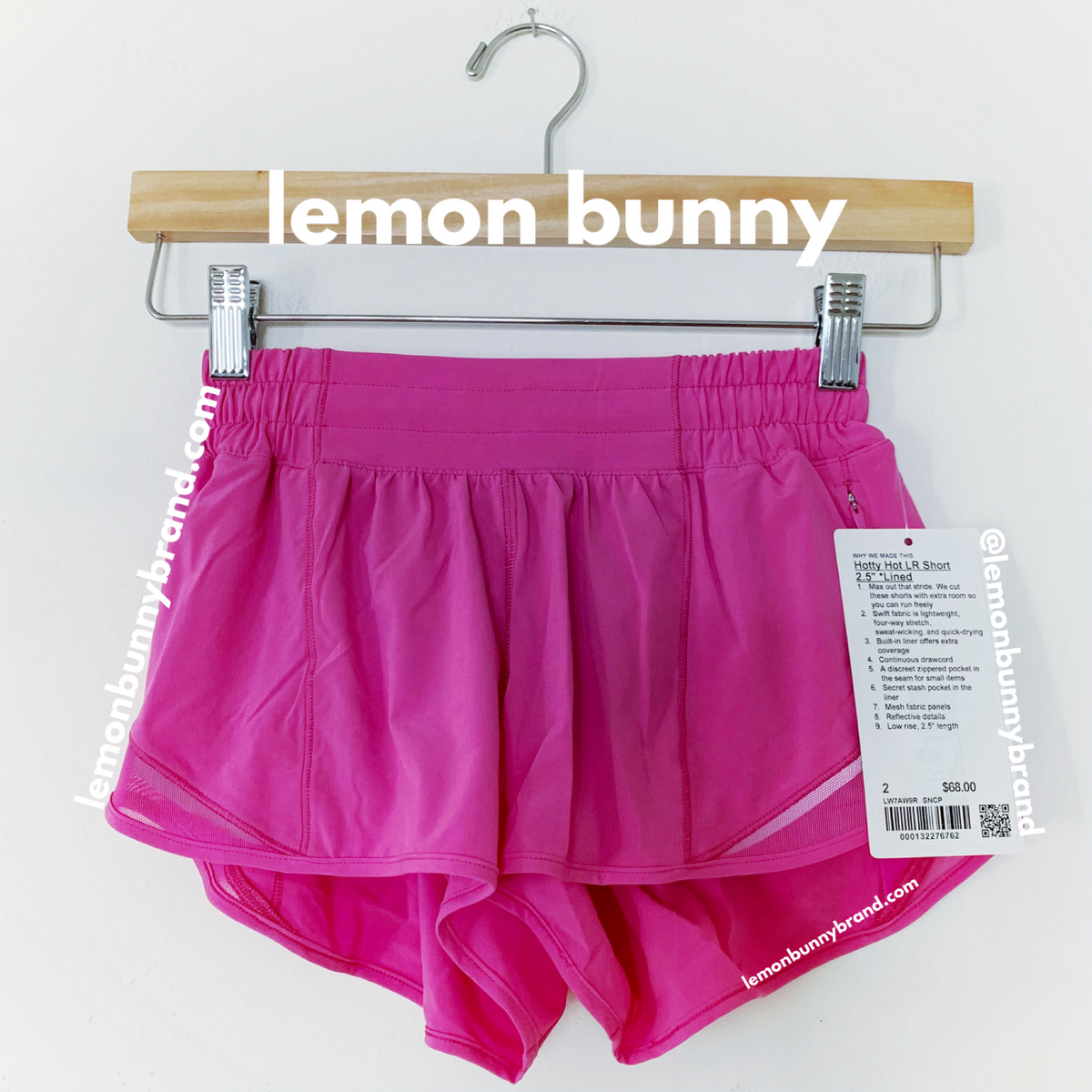 lululemon Hotty Hot Low-Rise Lined Short 2.5" in Sonic Pink, Size 2