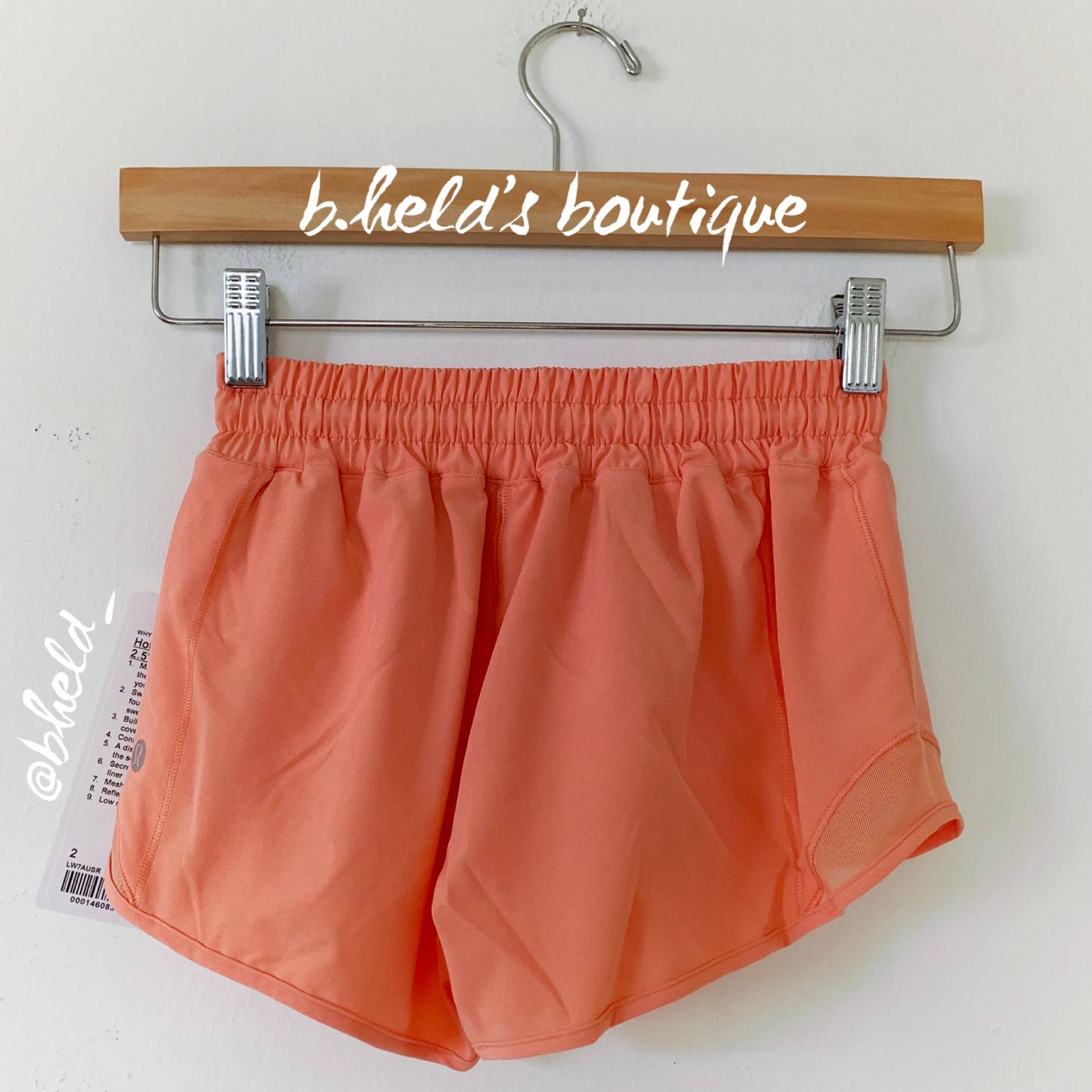 lululemon Hotty Hot Low-Rise Lined Short 2.5" in Sunny Coral, Size 2