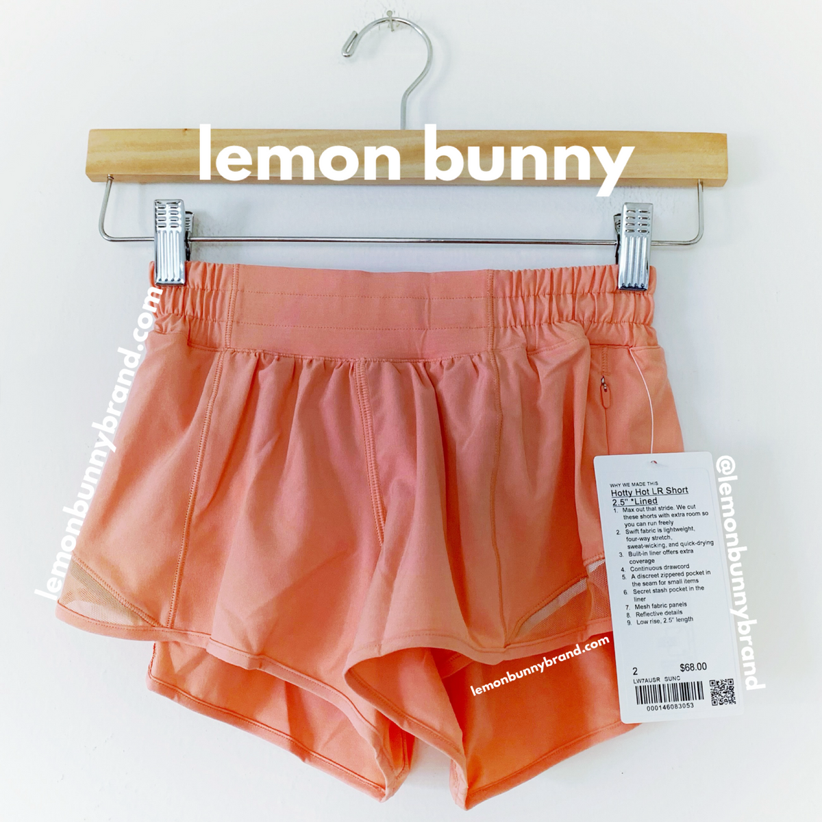 lululemon Hotty Hot Low-Rise Lined Short 2.5" in Sunny Coral, Size 2