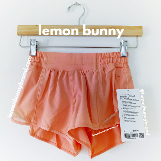 lululemon Hotty Hot Low-Rise Lined Short 2.5" in Sunny Coral, Size 2
