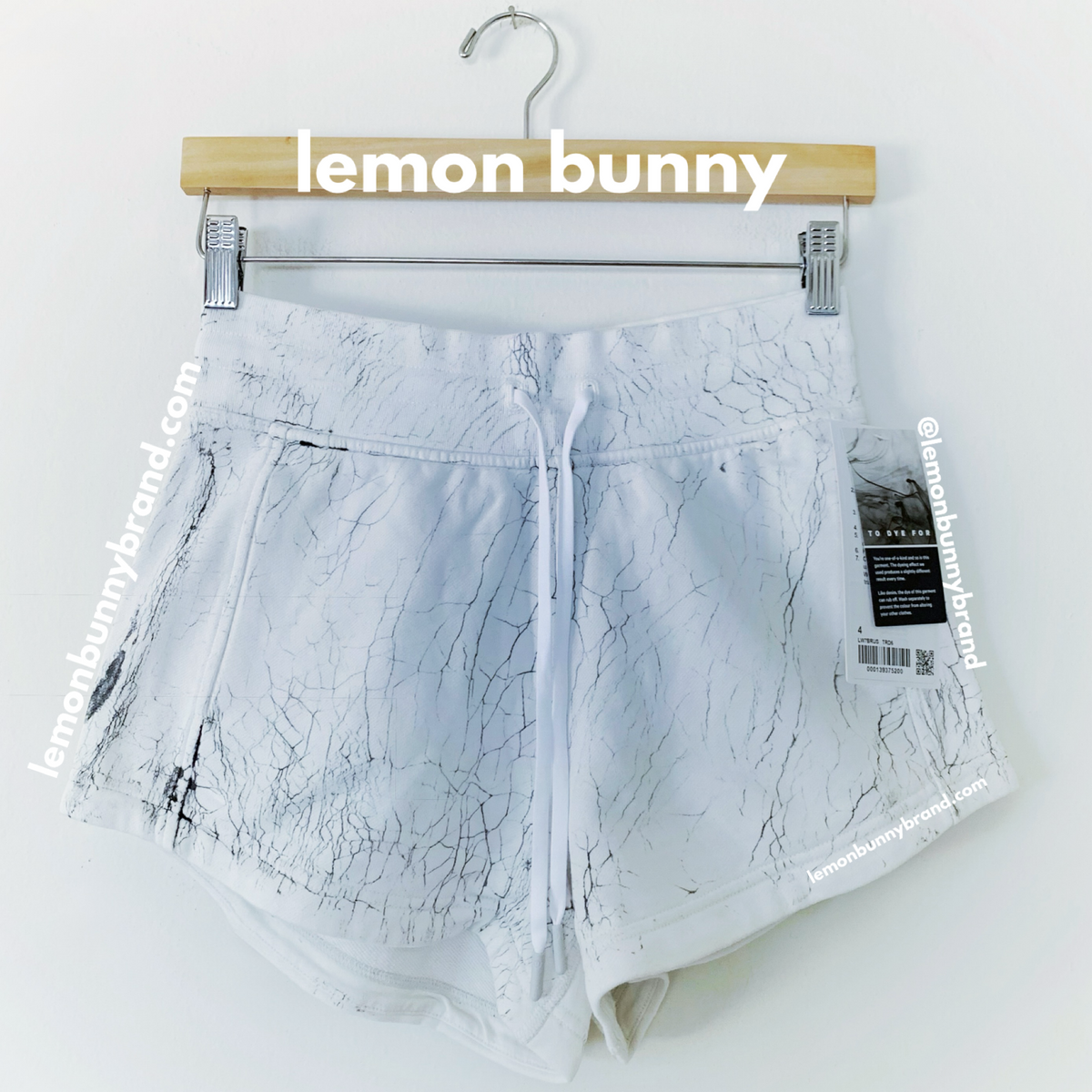 lululemon Inner Glow High-Rise Short 3" *Dye in Thread Dye White Black, Size 4
