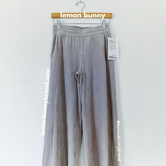 lululemon Scuba Mid-Rise Wide-Leg Pant *Velvet Cord in Riverstone, Size 4