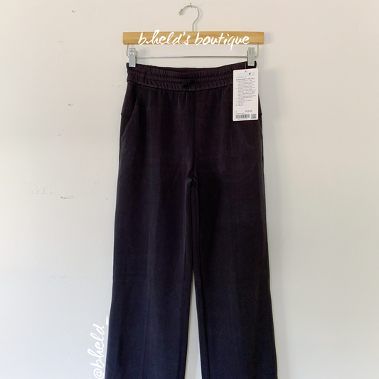 lululemon Softstreme High-Rise Pant in Black, Size 4