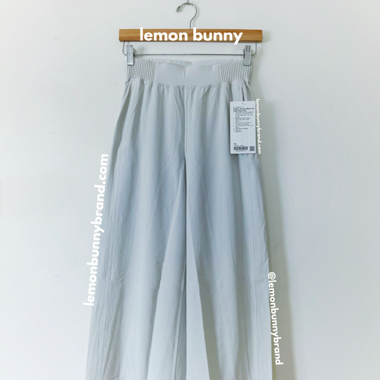 lululemon Stretch Woven High-Rise Wide-Leg Pant in Bone, Size XS
