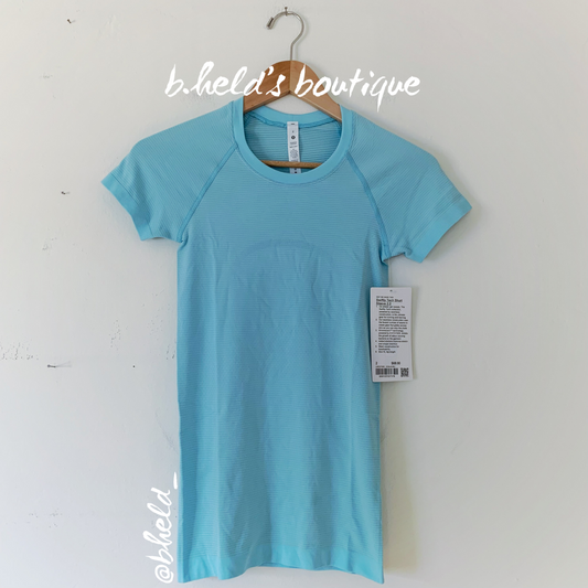 lululemon Swiftly Tech Short Sleeve Shirt 2.0 in Icing Blue/Icing Blue, Size 2