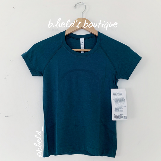 lululemon Swiftly Tech Short Sleeve Shirt 2.0 *Race Length in Green Jasper/Green Jasper, Size 4