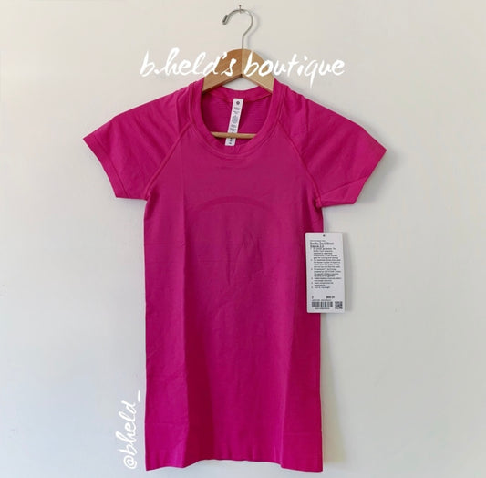 lululemon Swiftly Tech Short Sleeve Shirt 2.0 in Sonic Pink/Sonic Pink, Size 2